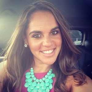Meet your Posher, Jennifer